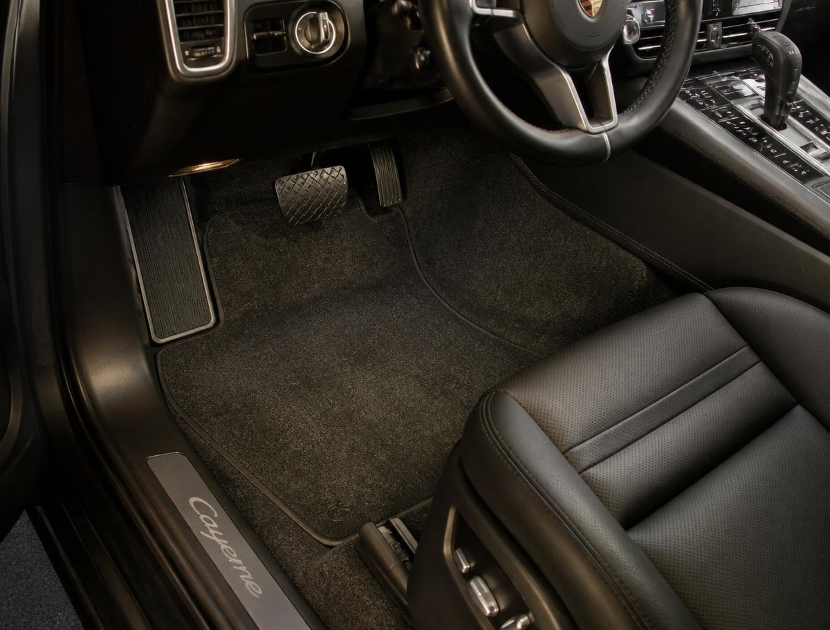 Assoalho automotivo premium